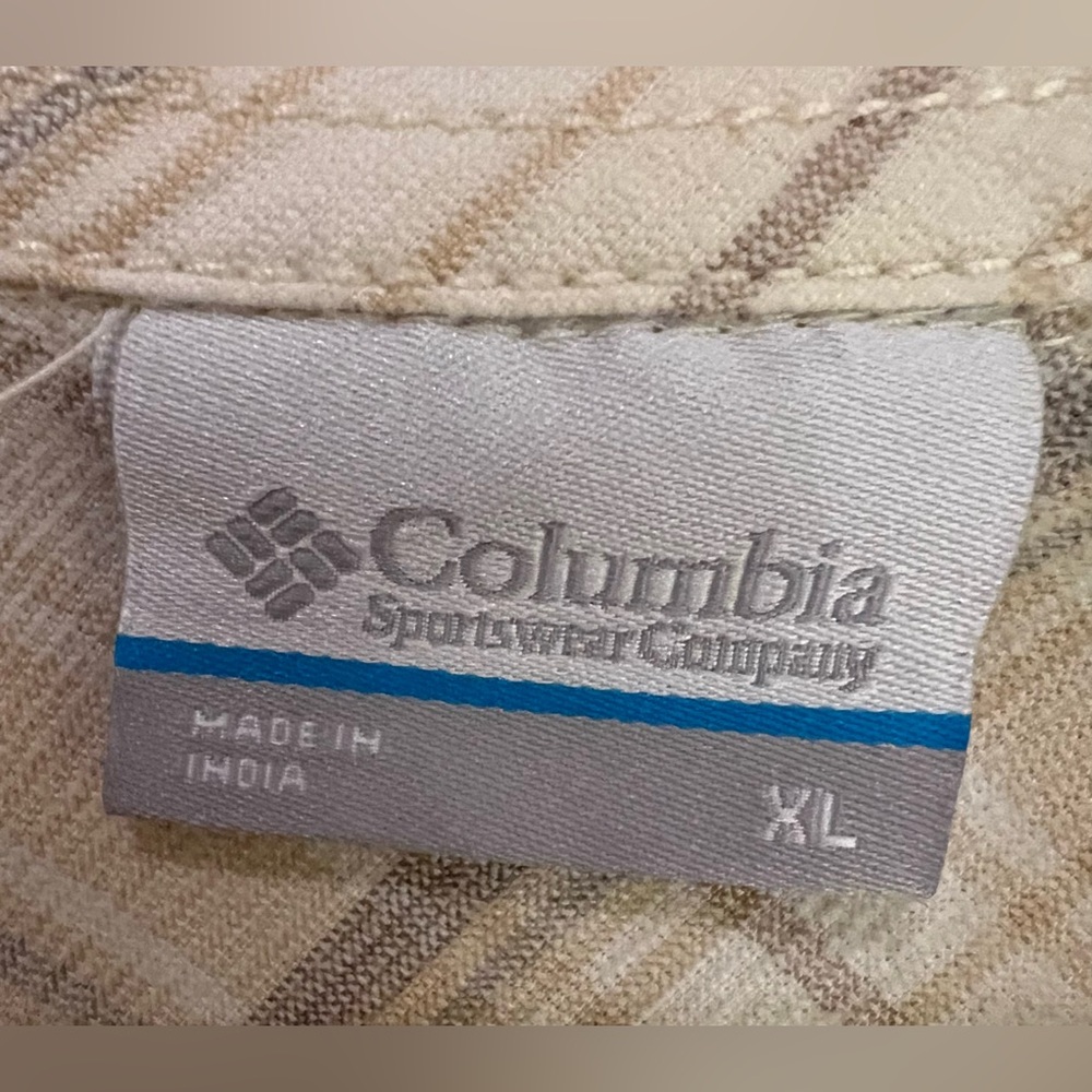 Columbia Cream/Taupe Plaid Light-Weight Corduroy Button Down Shirt, NWOT - Picture 5 of 6